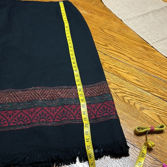 Michele black fringe skirt. Acrylic/wool blend. Back zipper. Size 14. Lined. - Picture 10 of 12